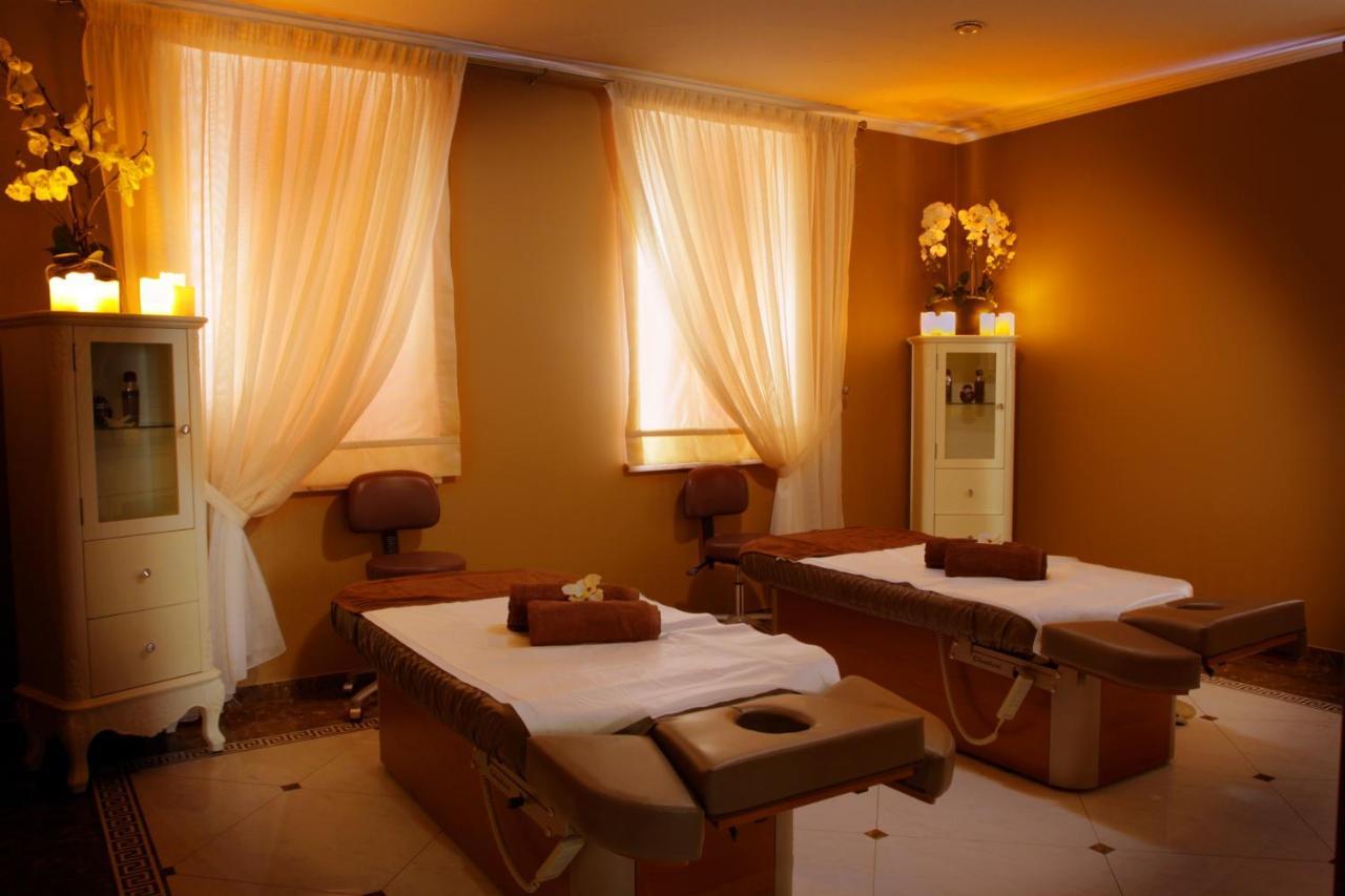 Palac Zelechow Spa & Wellness Dış mekan fotoğraf