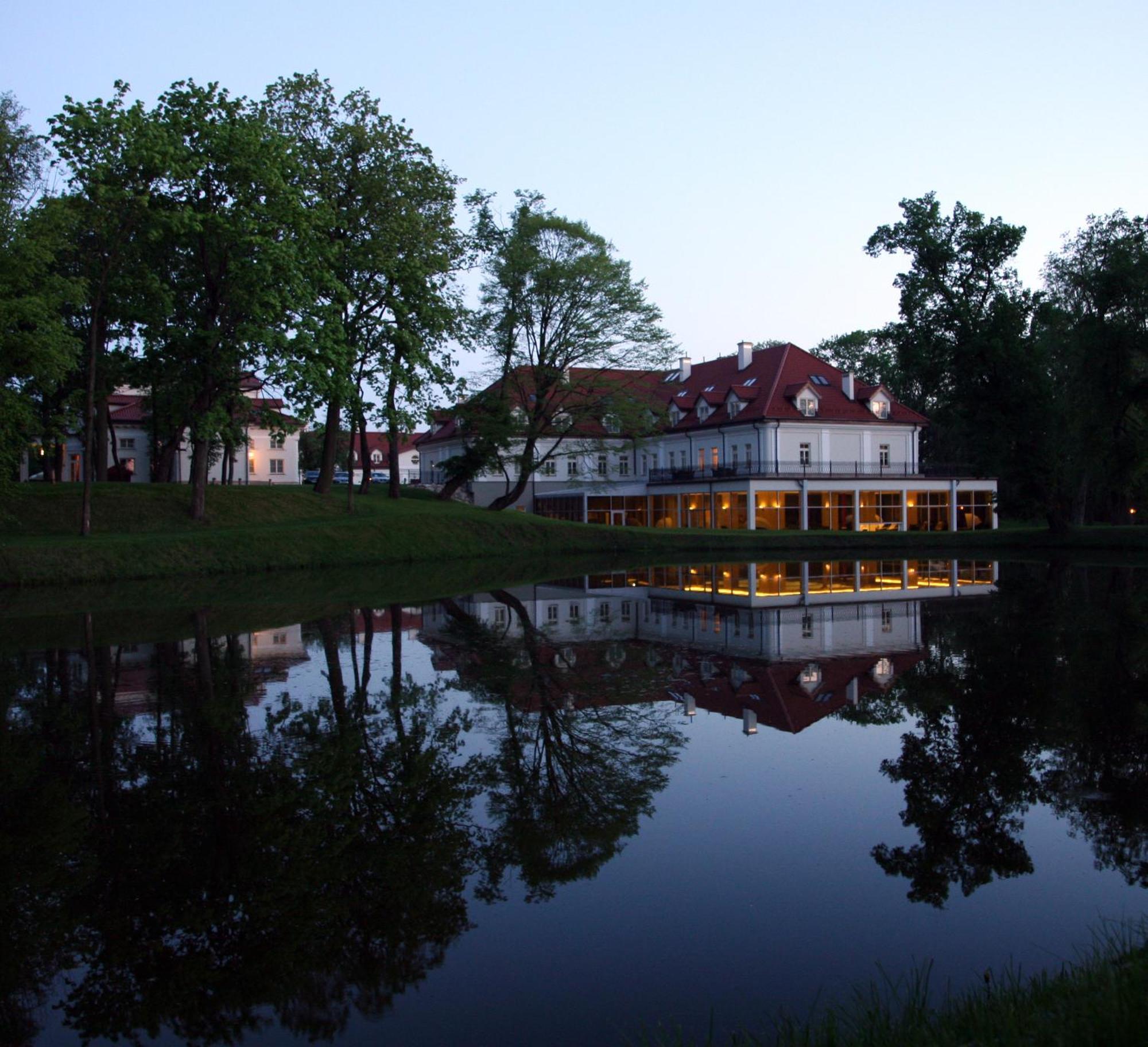 Palac Zelechow Spa & Wellness Dış mekan fotoğraf
