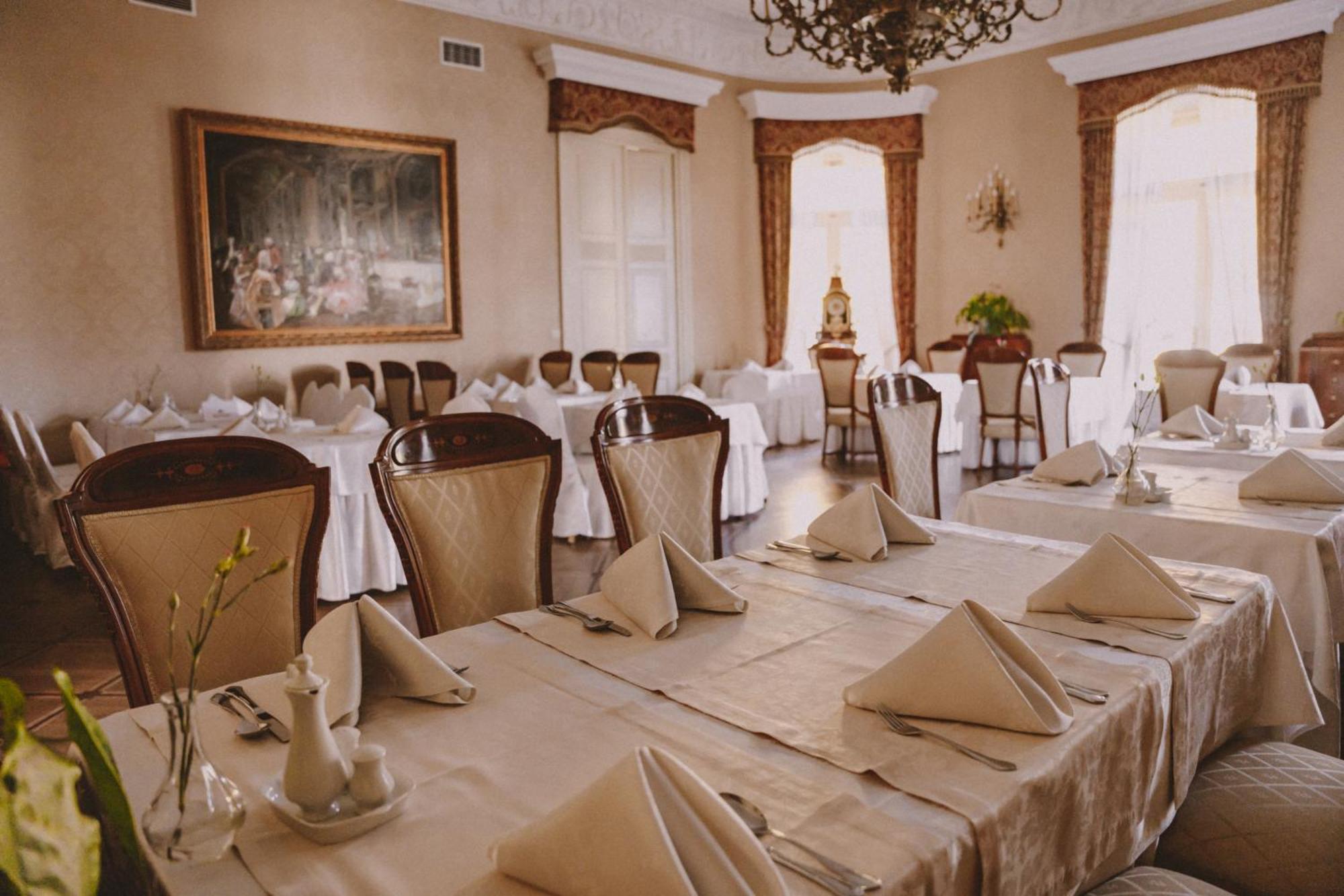 Palac Zelechow Spa & Wellness Dış mekan fotoğraf