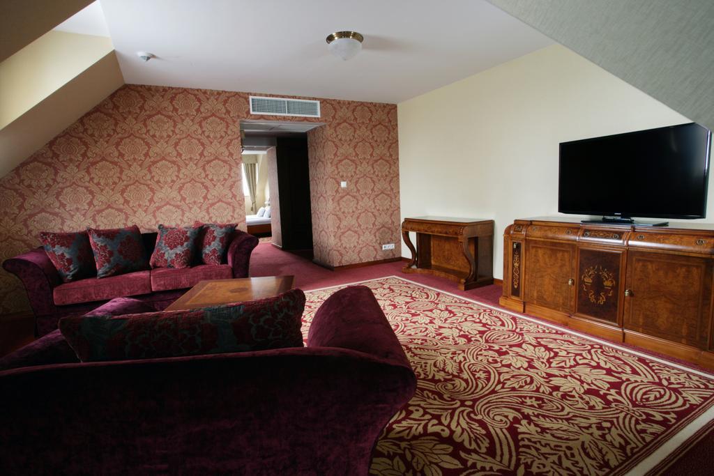 Palac Zelechow Spa & Wellness Oda fotoğraf